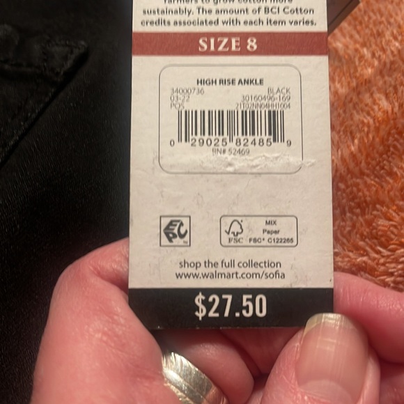 Sofia Jeans NWT Black High Rise Ankle size 8 NEW button fly distressed JEANS - Picture 8 of 10